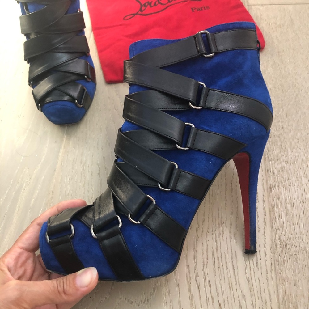 Limited Edition: CHRISTIAN LOUBOUTIN BOOTIES🦋